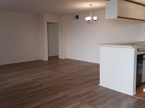 3rd image of 4220 Arch Dr APT 2