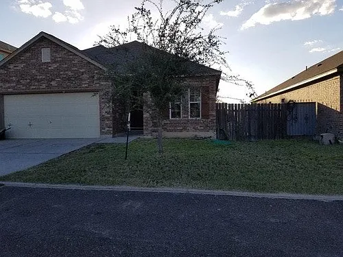814 Rivera Way Photo 1