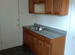 71 4th Ave #3, East Orange, NJ 07017
