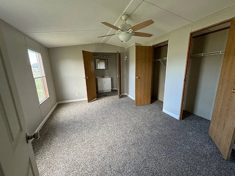 406 Little Dove Rd — Photo 7