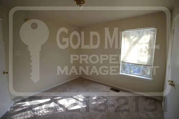 1408 Dugger Cir #A — Photo 11