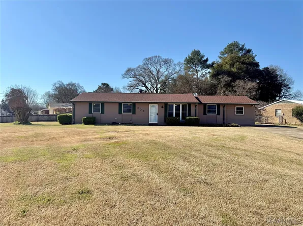 203 Lilac Dr, Prattville, AL 36067