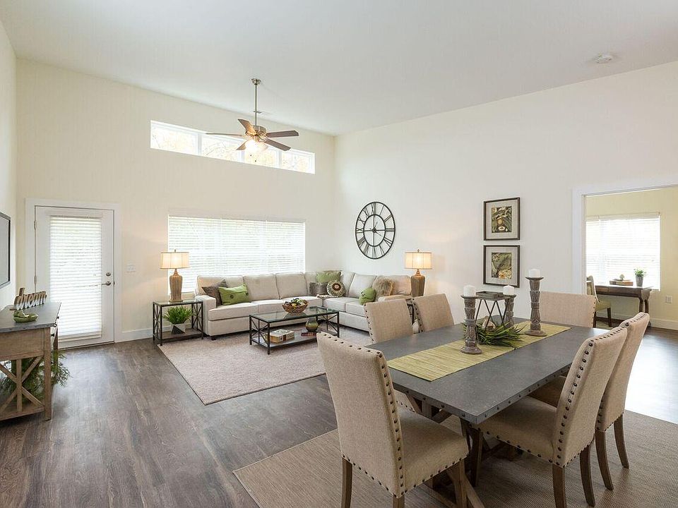 2nd image of 7692 Alder Way
