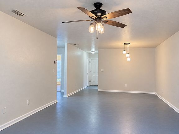 3rd image of 7021 SW 17th Pl