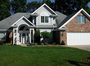 2830 Walnut Ridge Dr, Troy, OH 45373