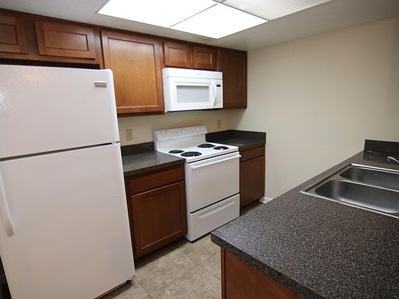 4th image of 1271 N Bayshore Dr