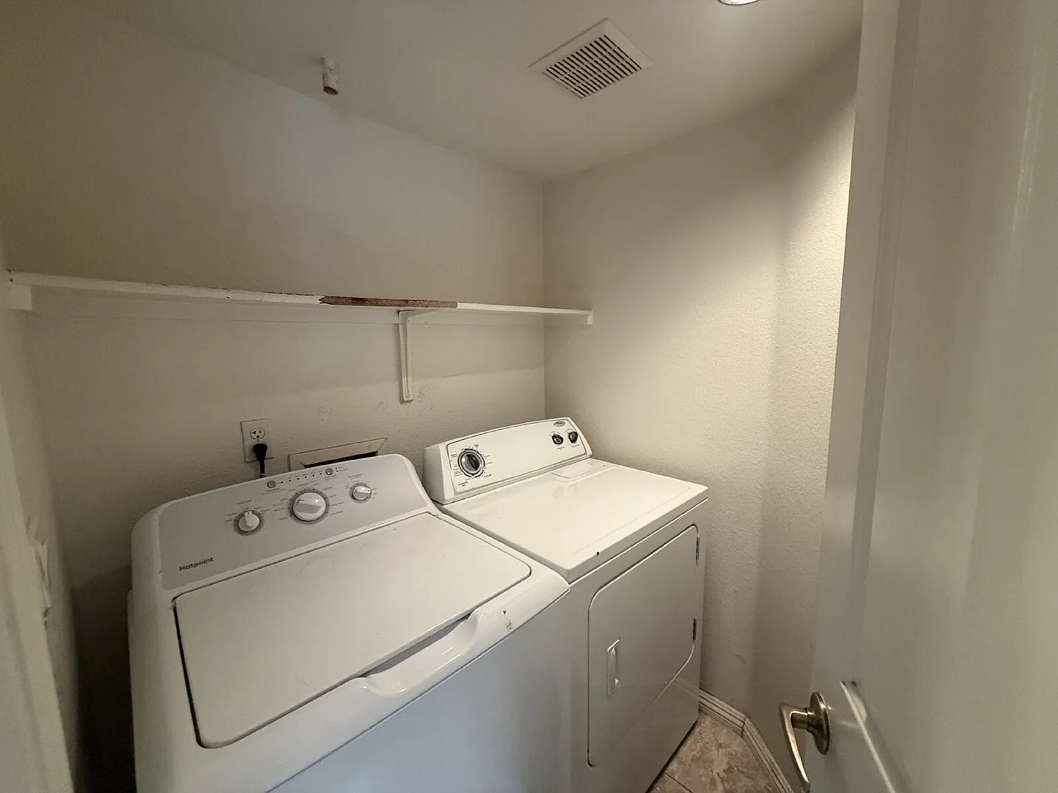 1 bed, 1.0 bath, 663 sqft, $1,225 — Photo 3