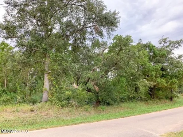 0 Camellia Dr, Bay Saint Louis, MS 39520