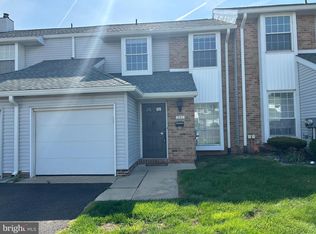 721 Springhouse Ct, Lansdale, PA 19446