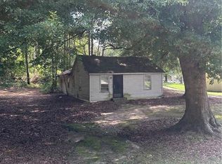 6917 Rockbridge Rd, Stone Mountain, GA 30087