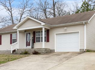 326 Pine Hill Dr, Hopkinsville, KY