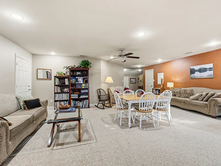 2720 Oates Dr — Photo 67