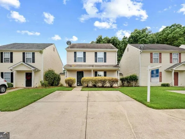 205 Coral Cir, McDonough, GA 30253