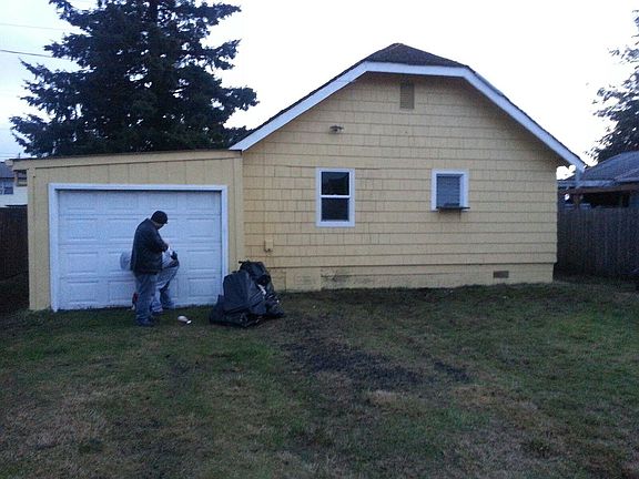 2nd image of 2612 Pacific Ave