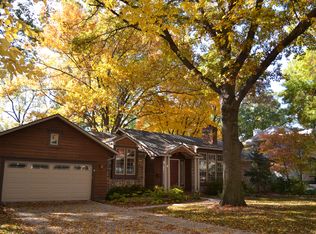 2515 W 91st St, Leawood, KS 66206