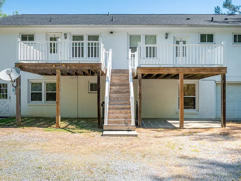 2561 Rutrough Rd — Photo 15