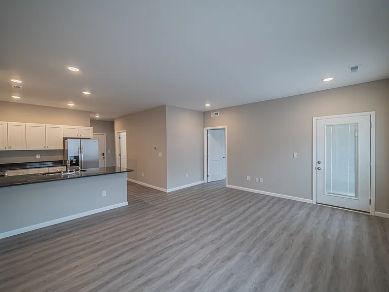 Oaks Place — Photo 24