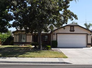 1187 E Donnybrook Pl, Hanford, CA 93230