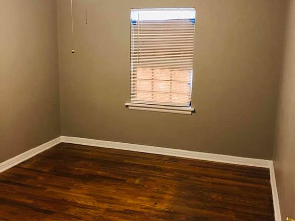 4th image of 5927 Ferris Ave
