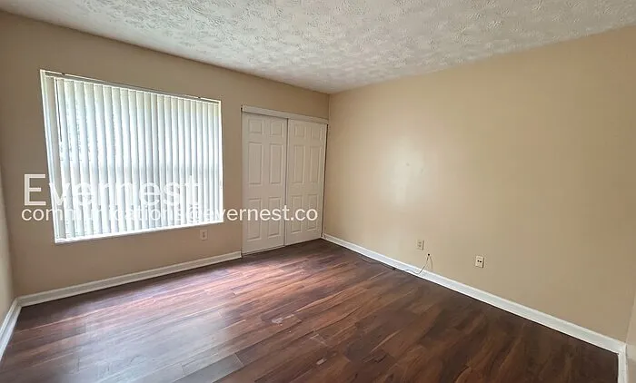 3575 Oakvale Rd #402 — Photo 7