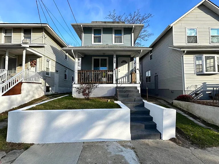 538 Myrtle Ave — Photo 11