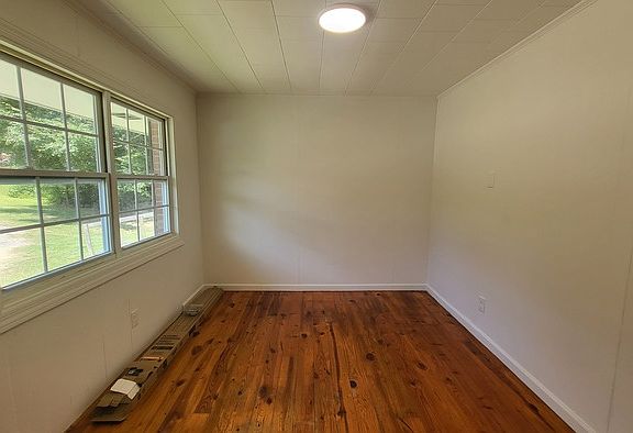 3rd image of 1727 Old Lynwood Cir #1