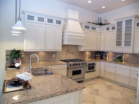 4th image of 1314 12th St Unit 302