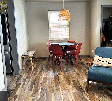 4th image of 629 E Pease Ave