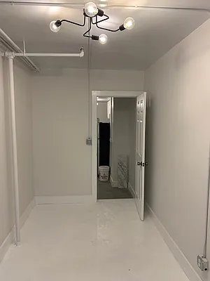 Rented by Carnegie Management Inc | media 10