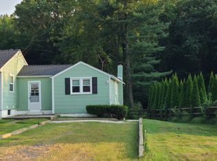 12 Hengeli Dr, Chesterfield, NJ 08515