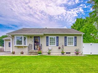 14 Hampshire Rd, Fishkill, NY 12524