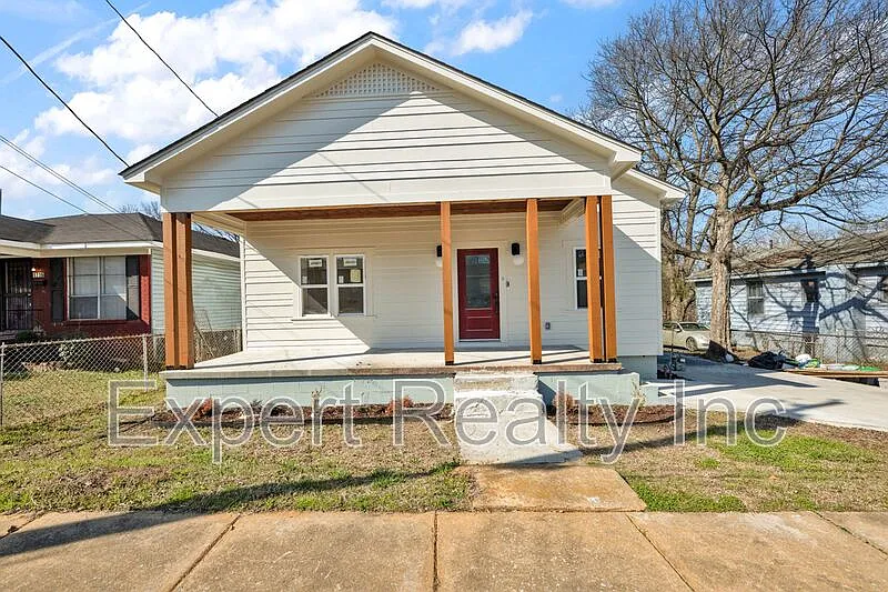 3 bed, 3.0 bath, 1861 sqft, $2,000 — Photo 1