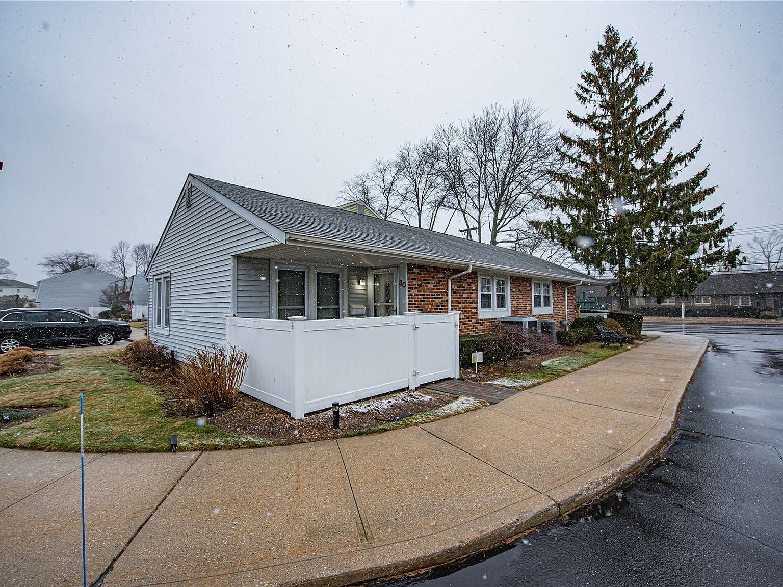 30 Whalers Cove UNIT 30, Babylon, NY 11702 Zillow