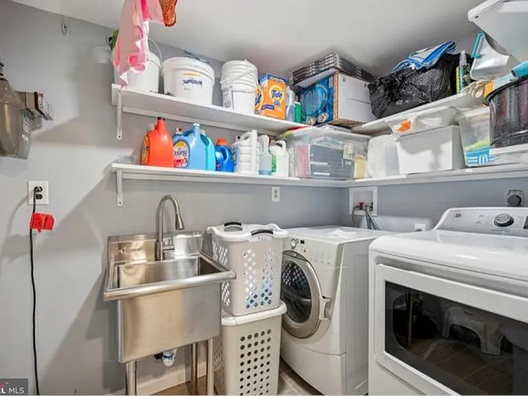 8225 Durness Ct — Photo 14