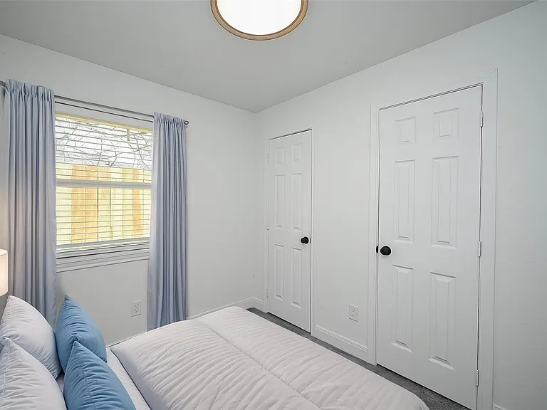 4710 Hershe St — Photo 10