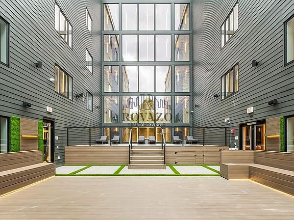 4th image of 449 Scotland Rd #6QA