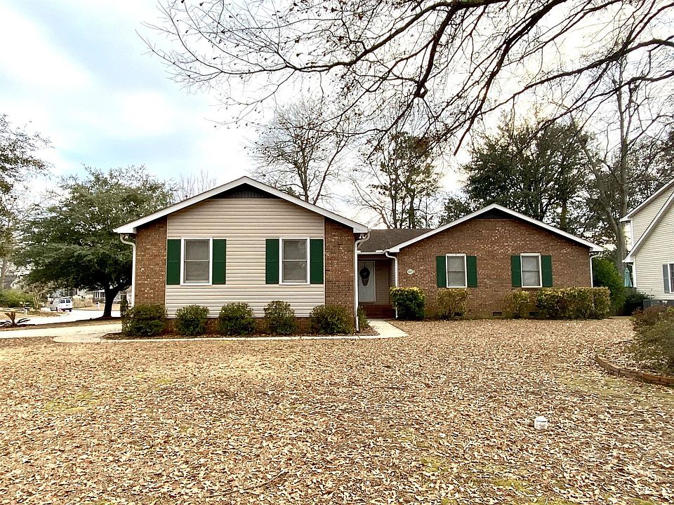 1st image of 127 Ashwood Dr