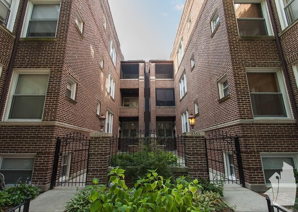 1st image of 3355 W Wilson Ave #2