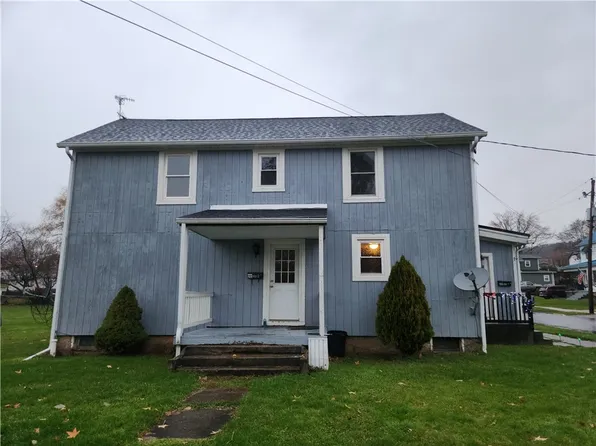 203 Water St, Indiana, PA 15701