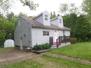 2008 Warren Ave, Akron, OH 44320