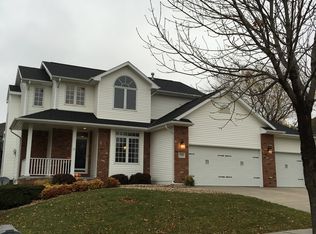 4310 Birch Creek Dr, Lincoln, NE 68516
