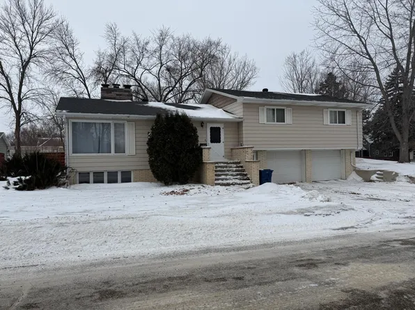 846 Railway St, Enderlin, ND 58027