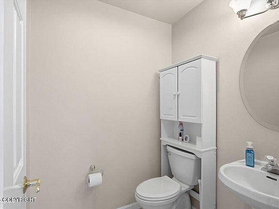 4th image of 5433 Wood Hall Dr