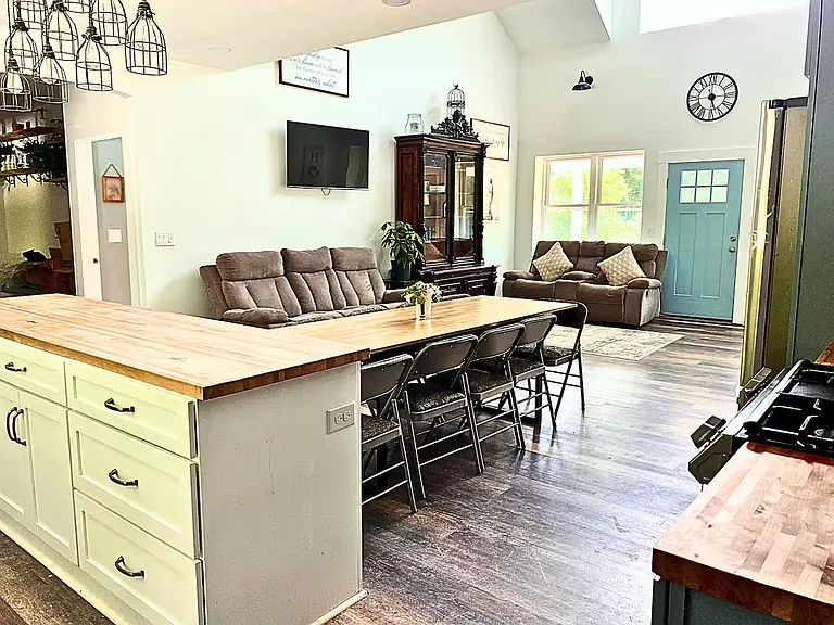 195 Emerald Dr #A — Photo 22