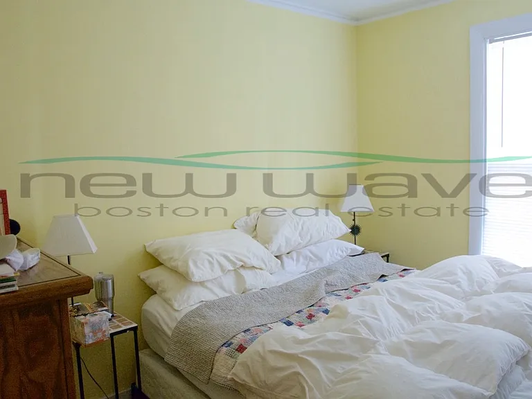 33 Gray St #2 — Photo 17
