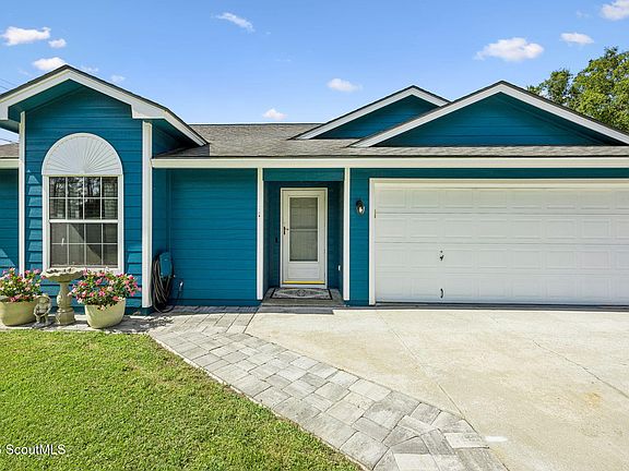 5th image of 101 Royal Pines Way