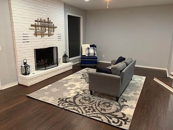 4th image of 15111 Dutchmans Dr