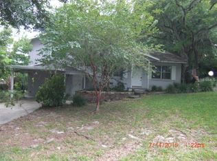 562 Lantern Ln, Orange City, FL 32763