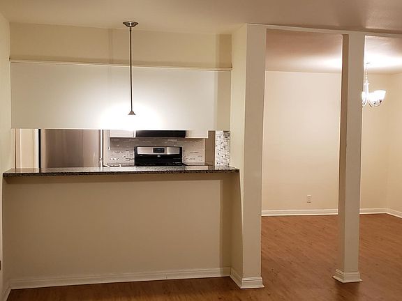 4th image of 1202 E Saint Johns Ave #B