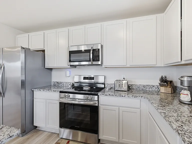 640 Cedar Brook Dr — Photo 14
